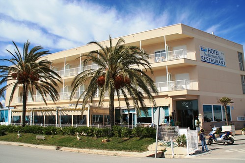 El Hotel Restaurante Mediterrani Blau | Ver artículo en mi B… | Flickr