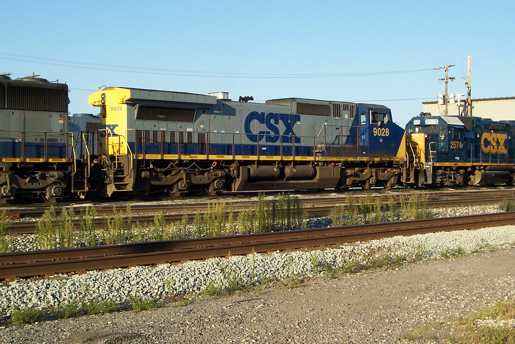 CSX C40-9W  9028