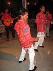 Lake Toba 07 - Batak performance