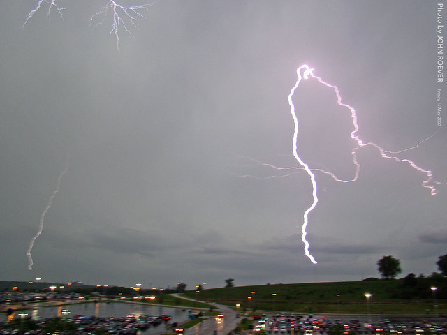More Lightning near the K, 15 May 2009