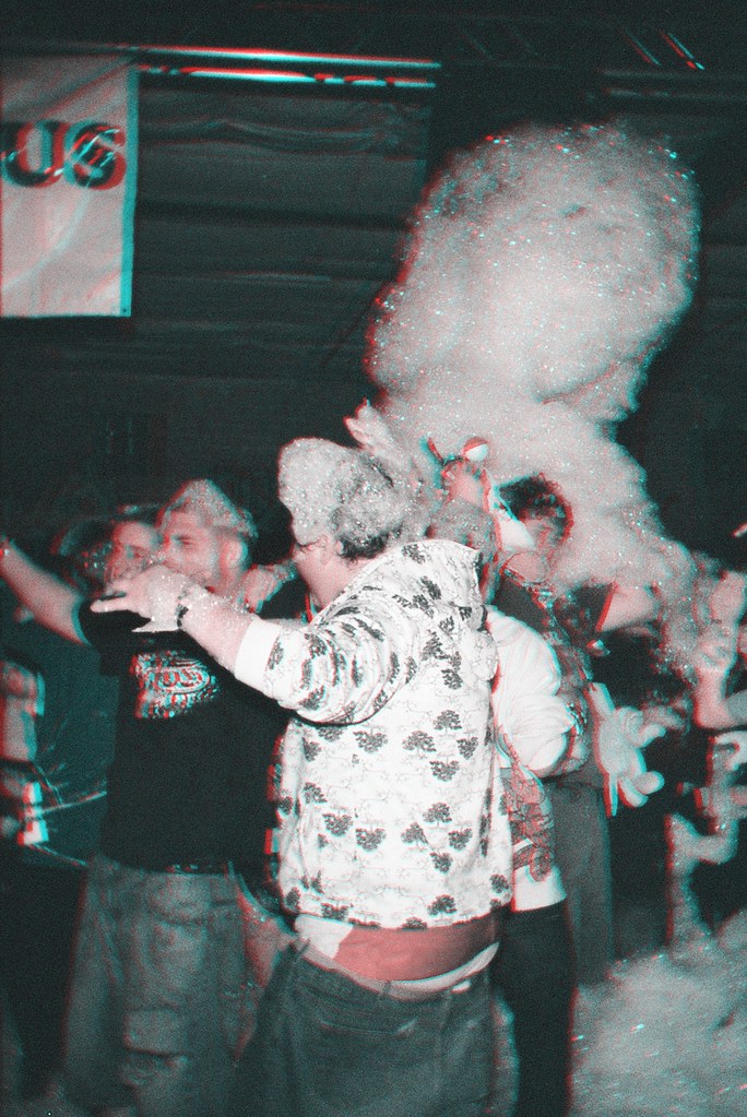 Foamy Rave Bubble Bobble Rave Foam Party 3D | 3D Pictures Taken at the … | Flickr
