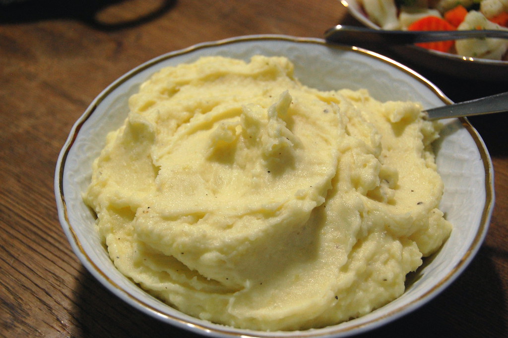 Instant mashed potatoes 