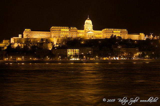 Buda Castle by Night / A Budai vár éjszaka (Explored)