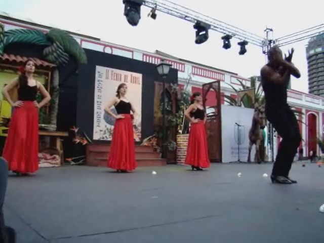 Feria de abril en Las Palmas de Gran Canaria Grupo de danza del Vicerrectorado de Cultura y Deportes B03