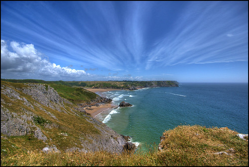Three Cliffs Bay by mike turtle