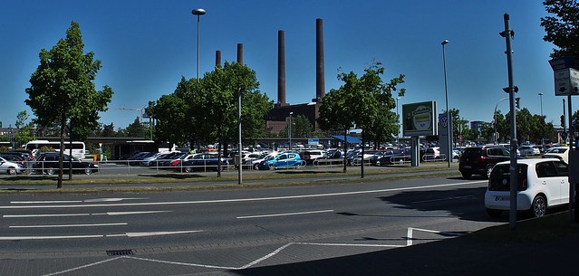 Wolfsburg, Umfeld Heinrich-Nordhoff-Str. 71