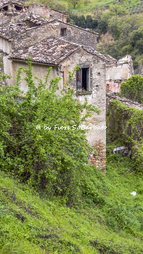 italy centro calabria storico altomonte cosenza abbandono