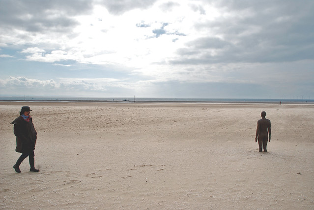 Sue and Anthony Gormley statue, Crosby