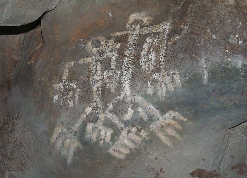 Ancient pictographs adorn a wall of Gadao’s Cave in Guaifan, Inarajan. This particular symbol has become a Guam cultural icon.

Nathalie Pereda/Guampedia