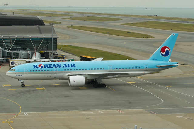 HL7575 777 Korean Air