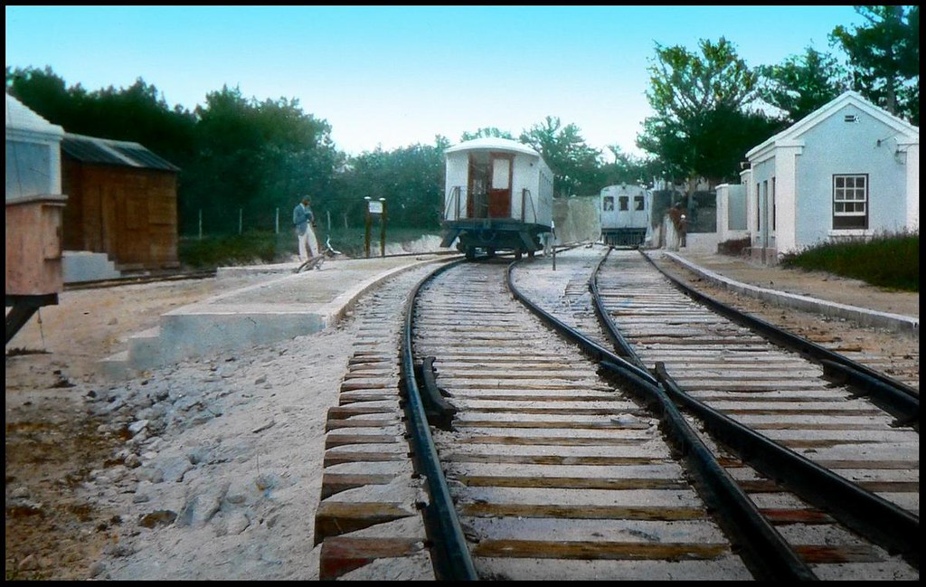 BERMUDA RAILWAY --- DOUBLE-TRACK SWITCH POINT at the Old RIDDELL'S BAY STATION