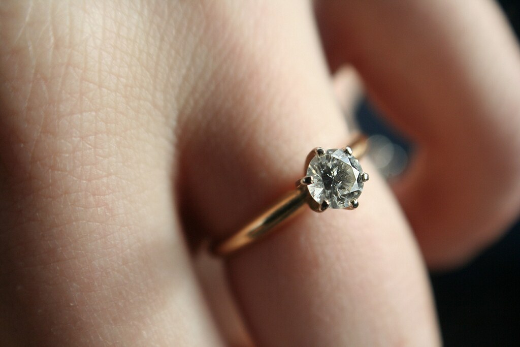 My sister's ring. by kepphoto