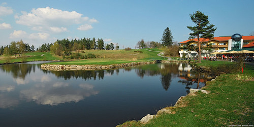 panorama green golf island austria course clubhouse waldviertel haugschlag