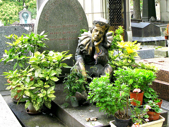 Nijinski (cimetière de Montmartre - Paris)