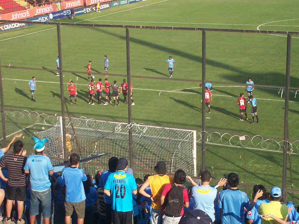 Tiro Libre - Unión Española v O'Higgins (2-1) Estadio Santa … - Flickr