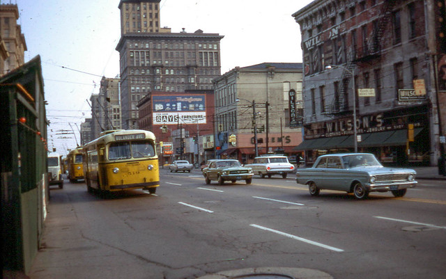 19670828 01 Dayton Trolley Bus
