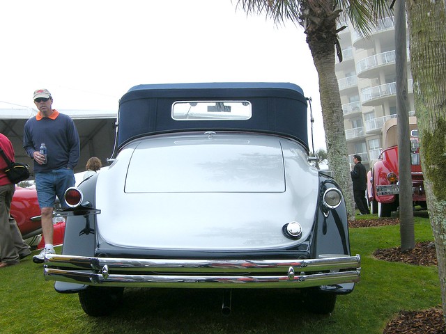 1932 Reo Royale Convertible Coupe at Amelia Island 2009