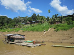 Batang Rejang River  27 - Life by the river