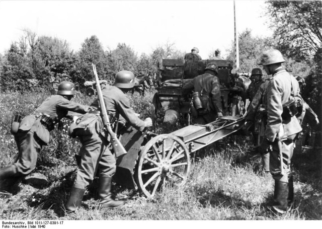 7,5 cm leichtes Infanteriegeschütz 18 (7,5 cm le.IG 18 L/11,8)