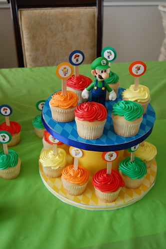 Luigi Cupcake Stand | by swishersweets80