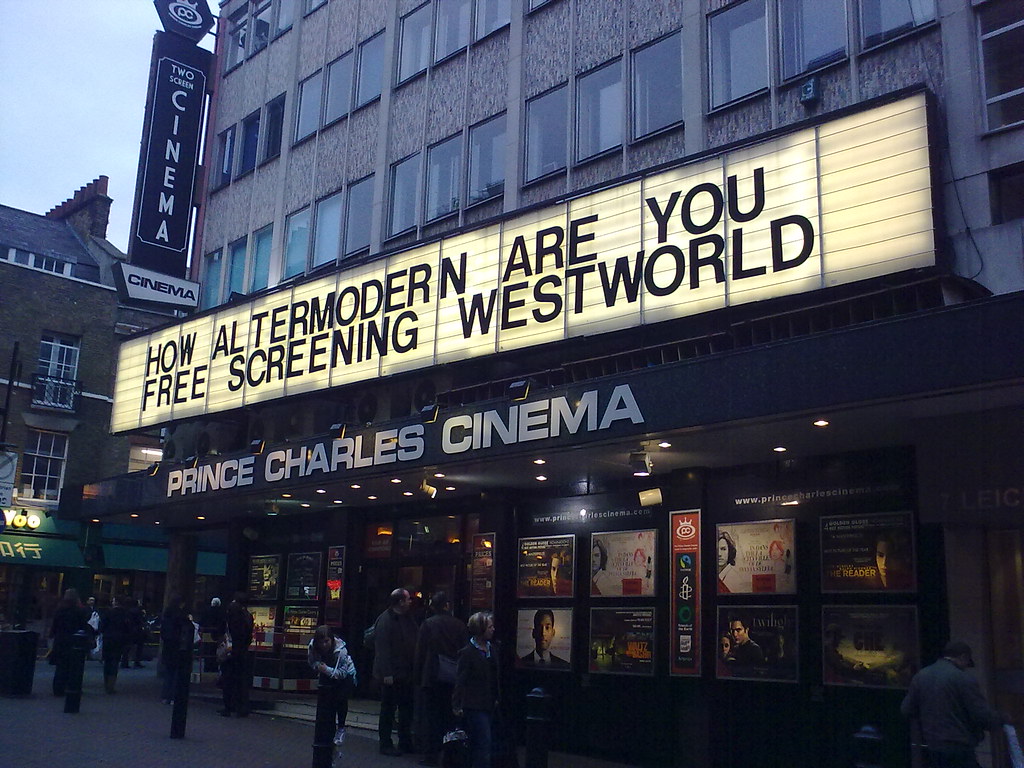 London cinemas. London Cinema. Odeon in London. Луна Синема Лондон. The most popular Cinema in London.