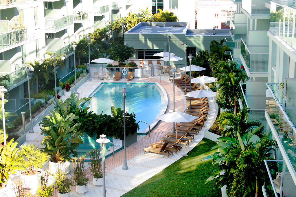 overview of the courtyard and pool The Place at