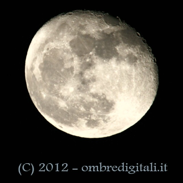 Luna al perielio #italy #moon | Diego Esposito | Flickr