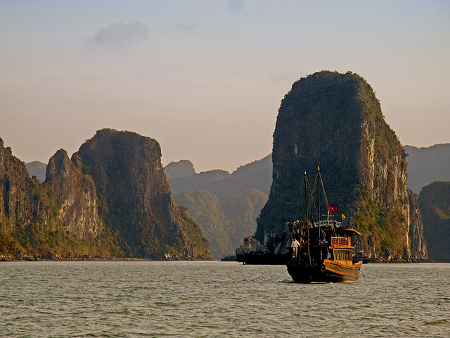 baie_d'Along  North Vietnam Halong Bay sea boat