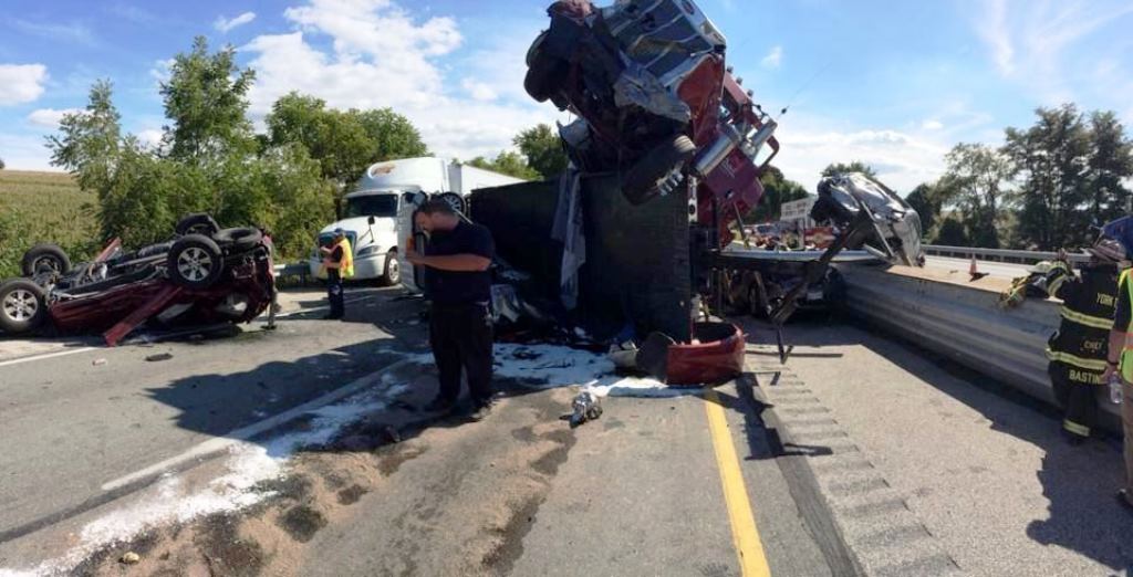 Crash closes PA I83 North at Glen Rock exit GLEN ROCK, Pa… Flickr