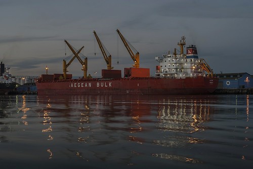 longexposure twilight nikon ship explore shipping industriallandscape portadelaide laszlobilki