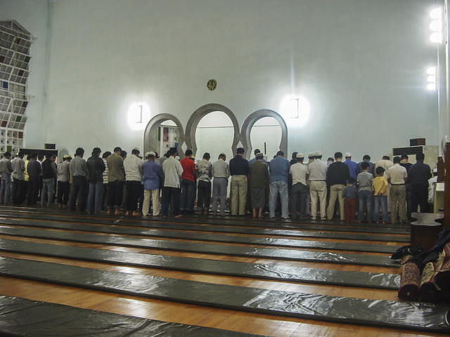 Prayers at mosque in Taipei 4710