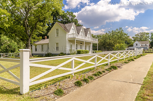 family home grass comfortable architecture fence texas president lawn property neighborhood land residence denison eisenhower dwelling landscaped