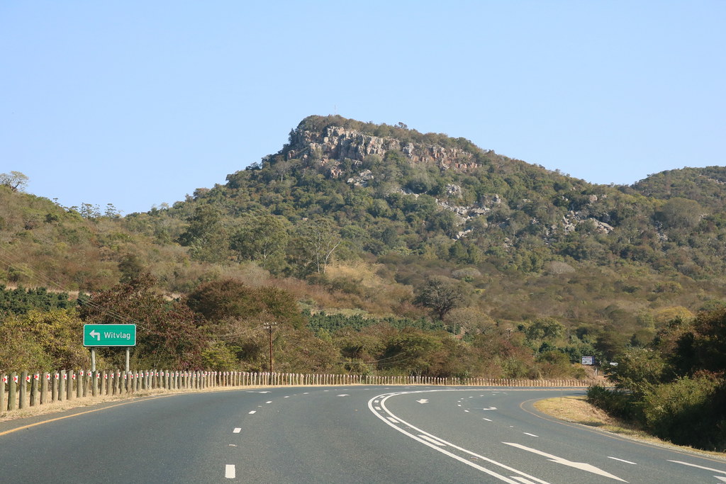 Limpopo: Abzweigung nach Witvlag von der N1 im Soutpansberg