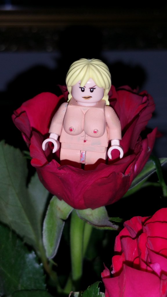 Lego Naked Rose