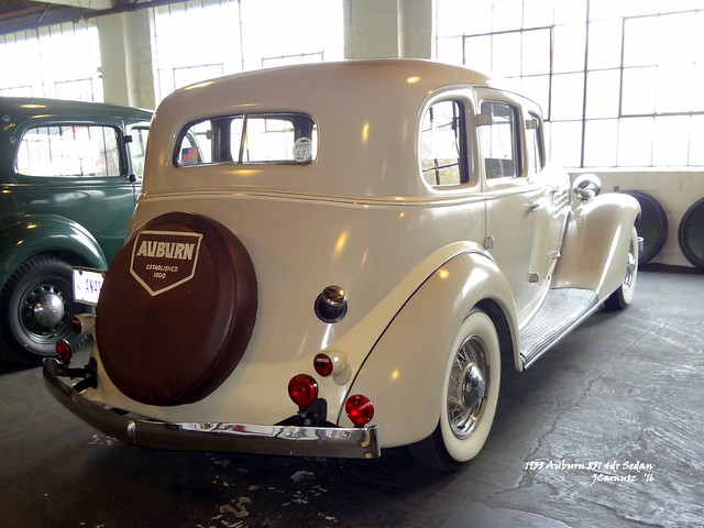 1935 Auburn 851 4dr Sedan