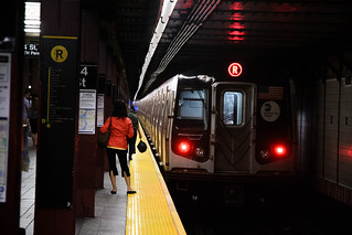 Nyc Mta Subway R160 R Train Leaves 34th 6th Ave Quill Depot Flickr