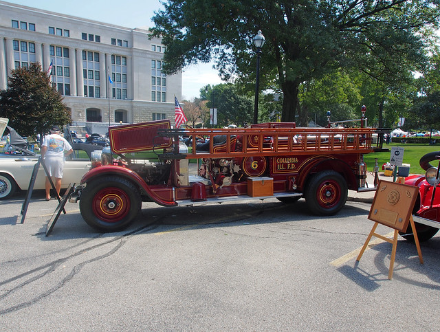 1927 Studebaker - General Manufacturing of St. Louis Pumper Fire Truck (2 of 6)