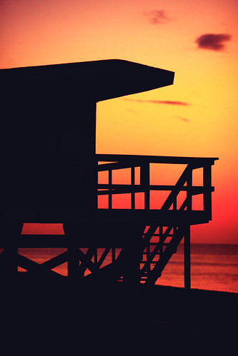 usa beach silhouette sunrise unitedstates florida fav50 miami unitedstatesofamerica miamibeach southbeach lifeguardstand fav10 fav25 miamidadecounty