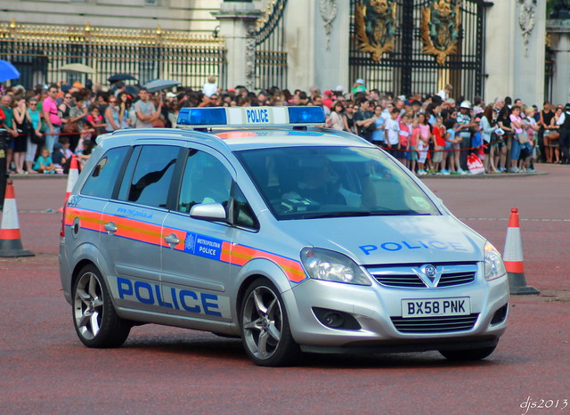 Vauxhall Zafira - Met Police