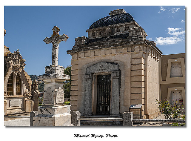 Cementerio modernista de Lloret de Mar