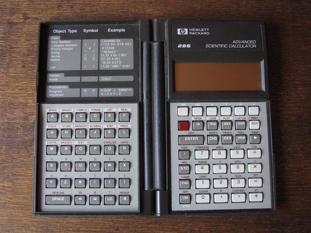 Hewlett Packard HP-28S RPN programmable scientific calculator (1988)