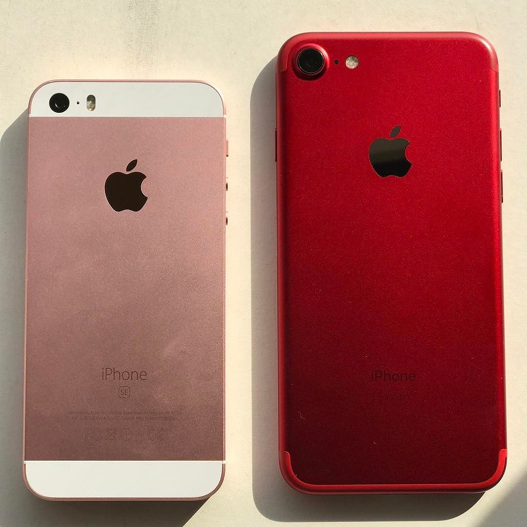 Se products. Iphone se 2016 Red. Iphone se product Red. Айфон 7se product. Iphone 7 Red.