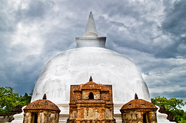Kiri Vihara (Polonnaruwa, Sri Lanka)