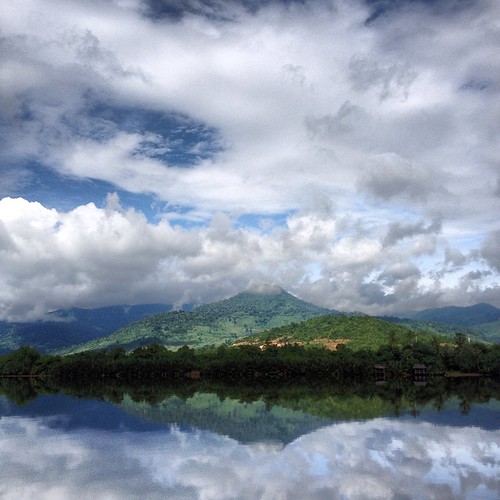 mountain clouds river cambodia kampot iphone instagram