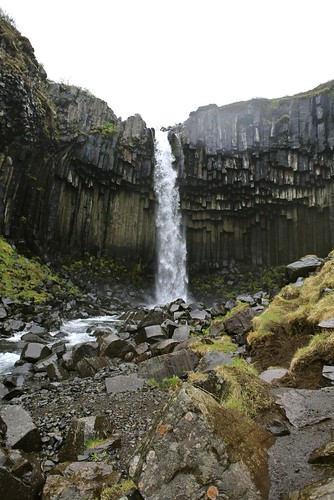 Svartifoss's Basalt Columns | by elemenoperica