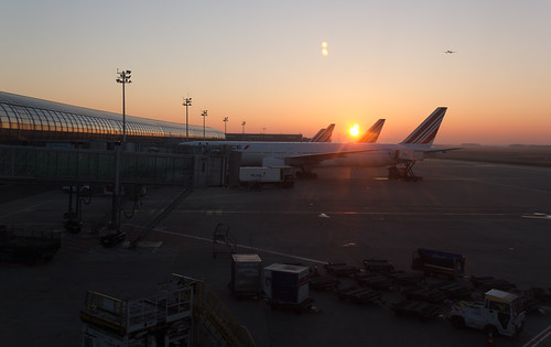 Aéroport de Paris-Charles-de-Gaulle by maxunterwegs, paris france plane sunrise airport frankreich îledefrance country frança aeroporto boeing af flughaf