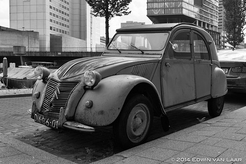 Rotterdam, May 2014 - Citroën 2CV (1961)
