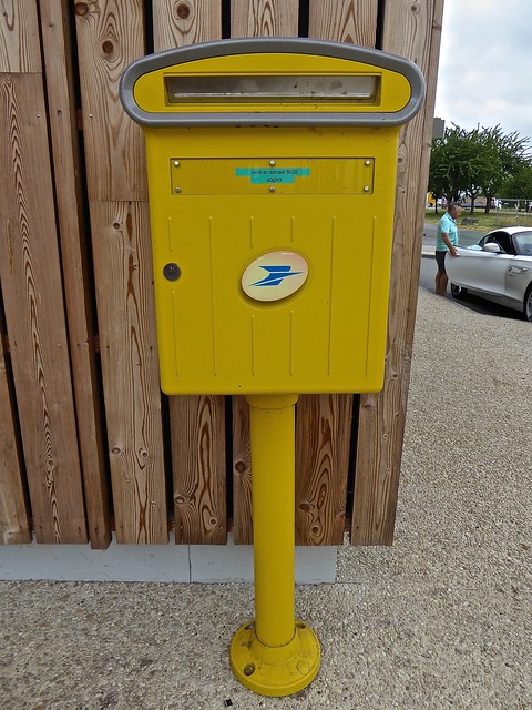 French post box