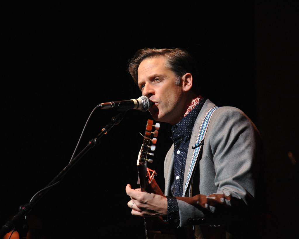 Holiday Cheer for FUV 2013: Calexico