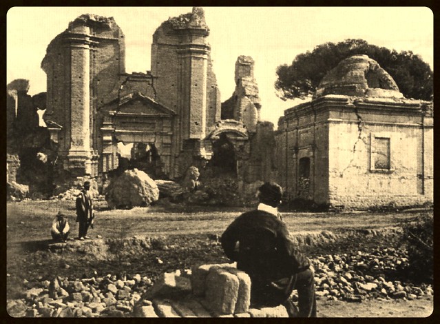 Portal de la Iglesia de San Francisco (ex iglesia de los Jesuitas) en una Mendoza en ruinas. 1884 c.